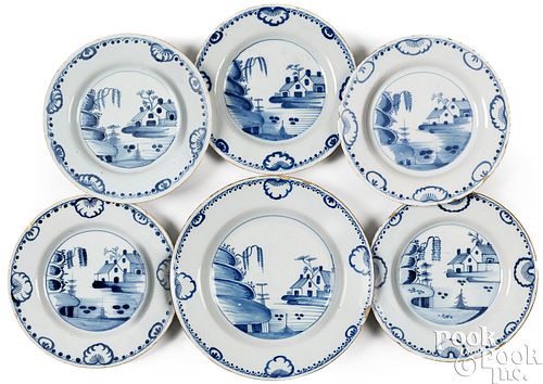 SET OF FIVE DELFTWARE PLATES AND 2faf2b7