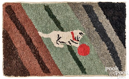 HOOKED RUG OF A CAT WITH A BALL  2faf3b1