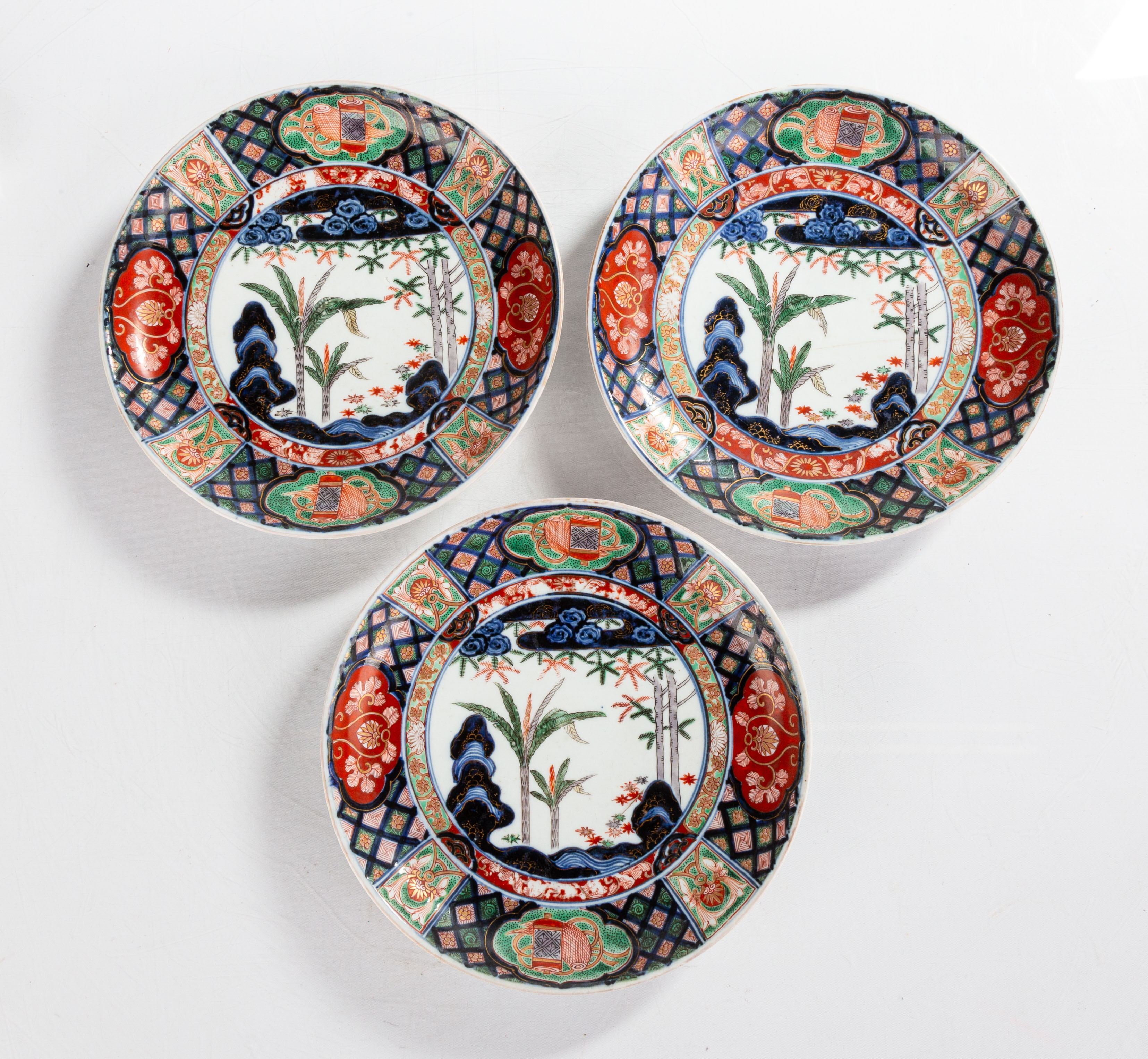 (3) CHINESE POLYCHROME PORCELAIN PLATES