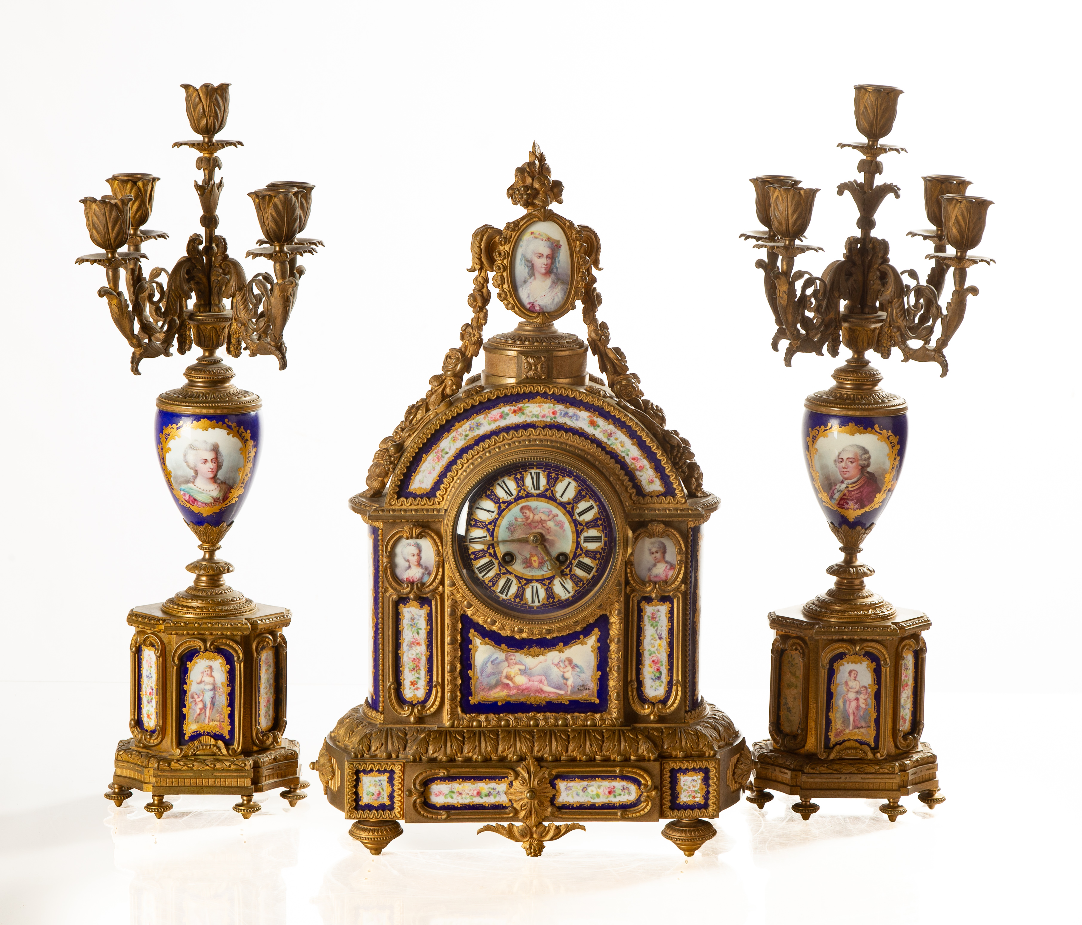 FRENCH SEVRES STYLE MANTEL CLOCK 2faf643