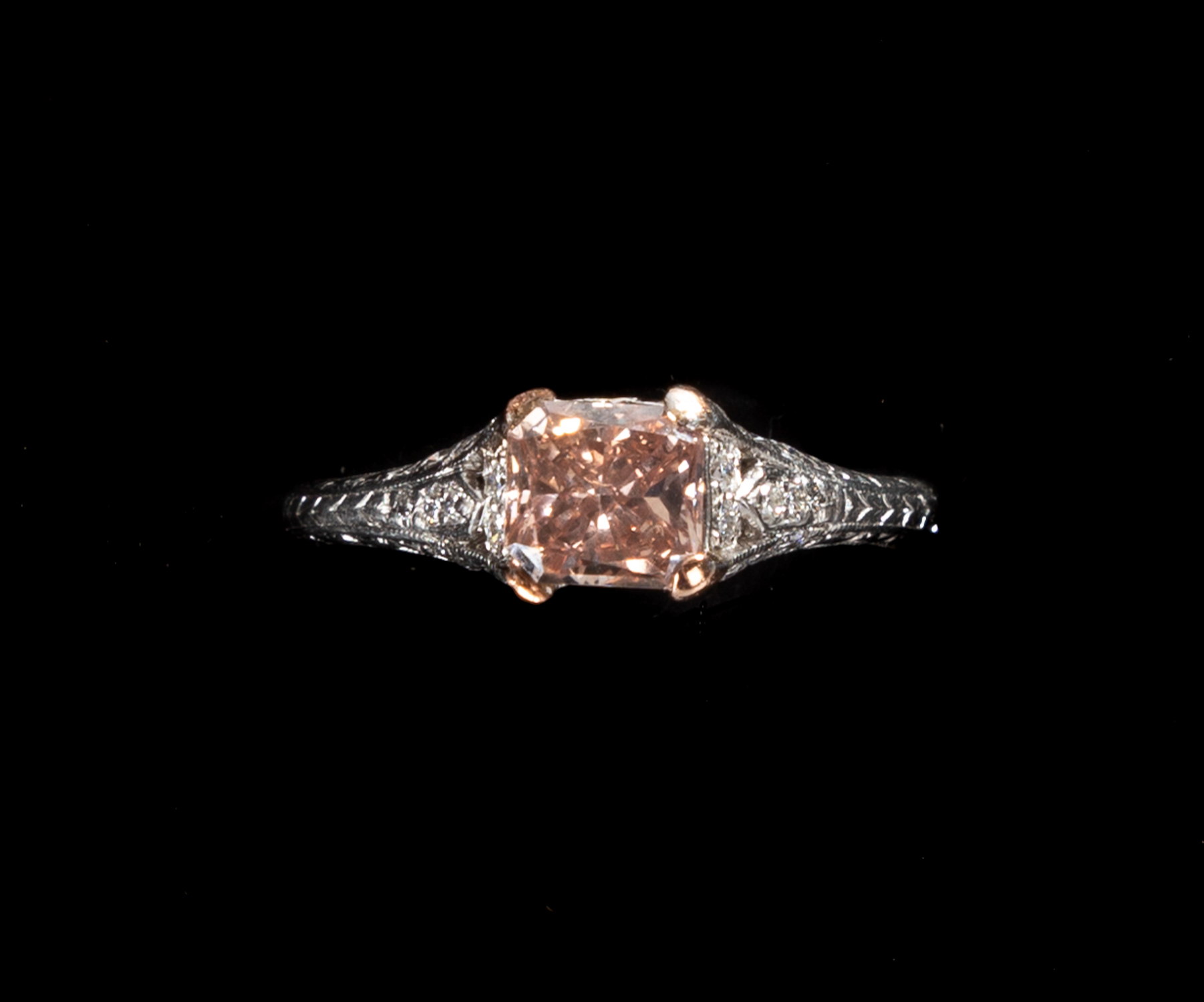 1.03 CARAT FANCY BROWN-PINK DIAMOND