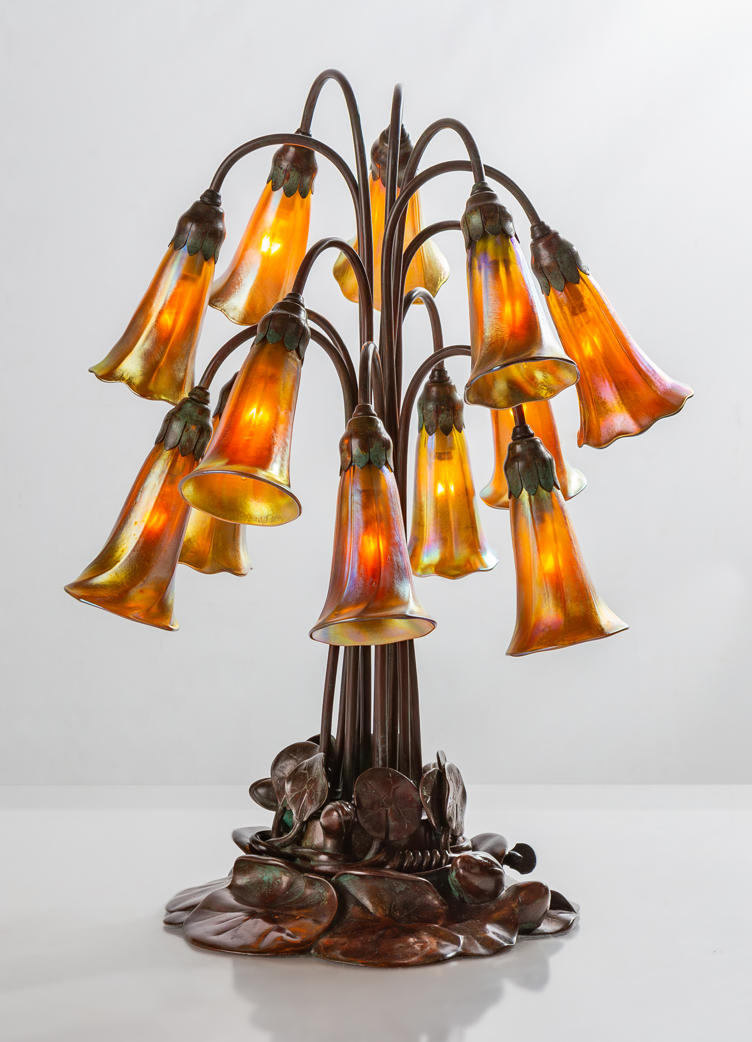 TIFFANY STUDIOS TWELVE LIGHT LILY 2faf6ba