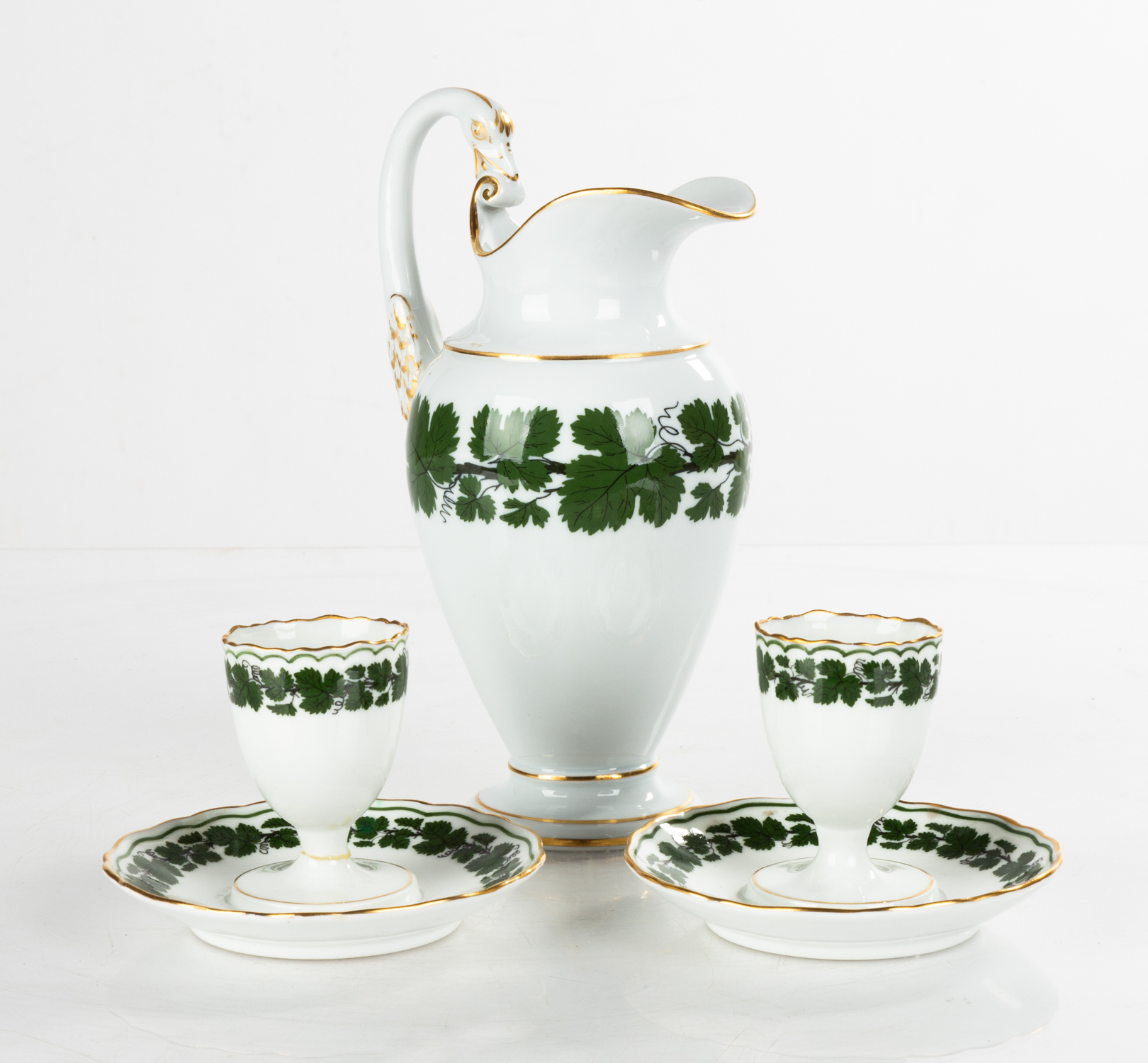 MEISSEN PORCELAIN GREEN VINE PATTERN