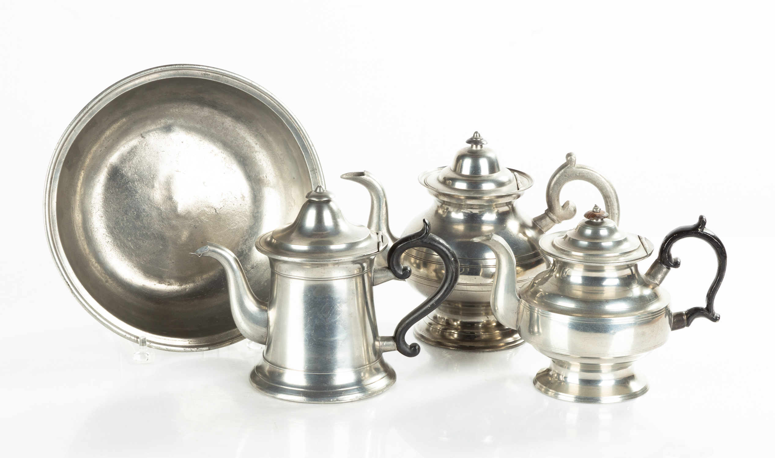19TH CENTURY PEWTER TEAPOTS AND 2faf79f