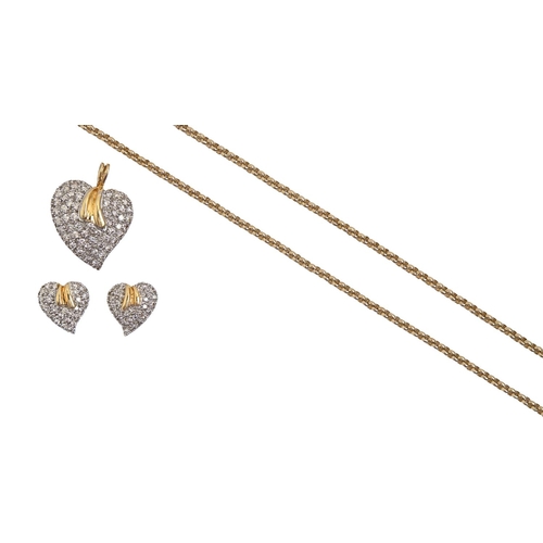 A pave set diamond heart shaped 2faf947