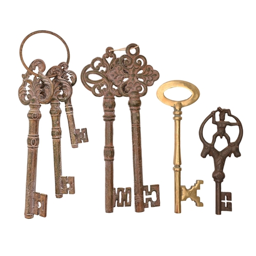 Six decorative iron keys and a 2fafb14