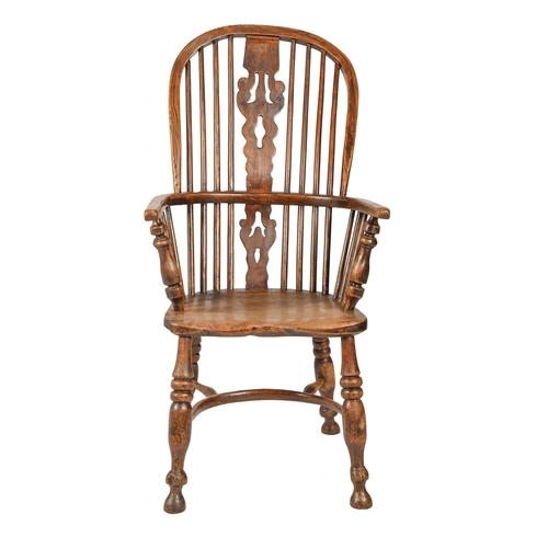 A Victorian ash Windsor chair  2faff7c