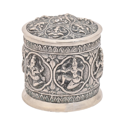 An Indian silver repousse canister 2fb00de
