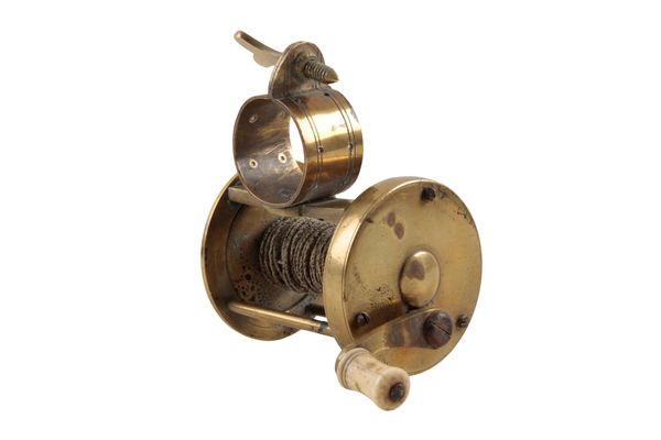 A BRASS CLAMP FITTING WINCH 19th 2fb01e0