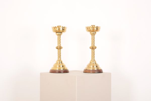 A PAIR OF ECCLESIASTICAL BRASS 2fb01e4