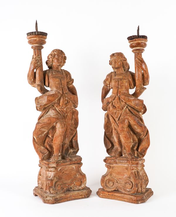 A PAIR OF ITALIAN LIMEWOOD FIGURAL 2fb025e