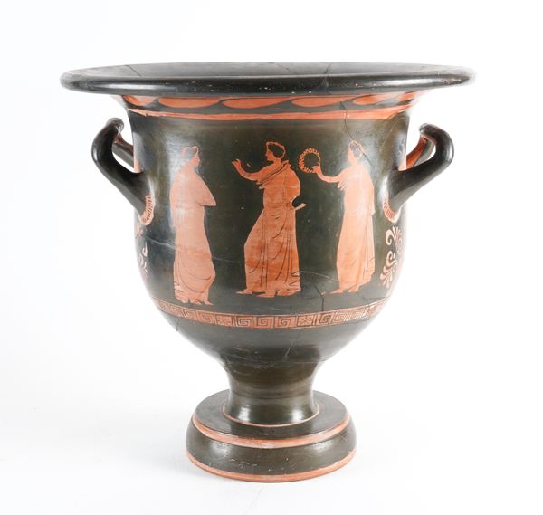 AN APULIAN RED FIGURE BELL KRATER 2fb026f