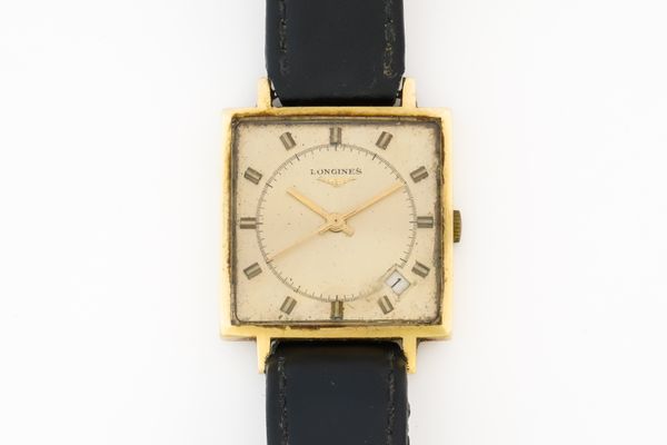 A LONGINES GOLD SQUARE CASED GENTLEMANS