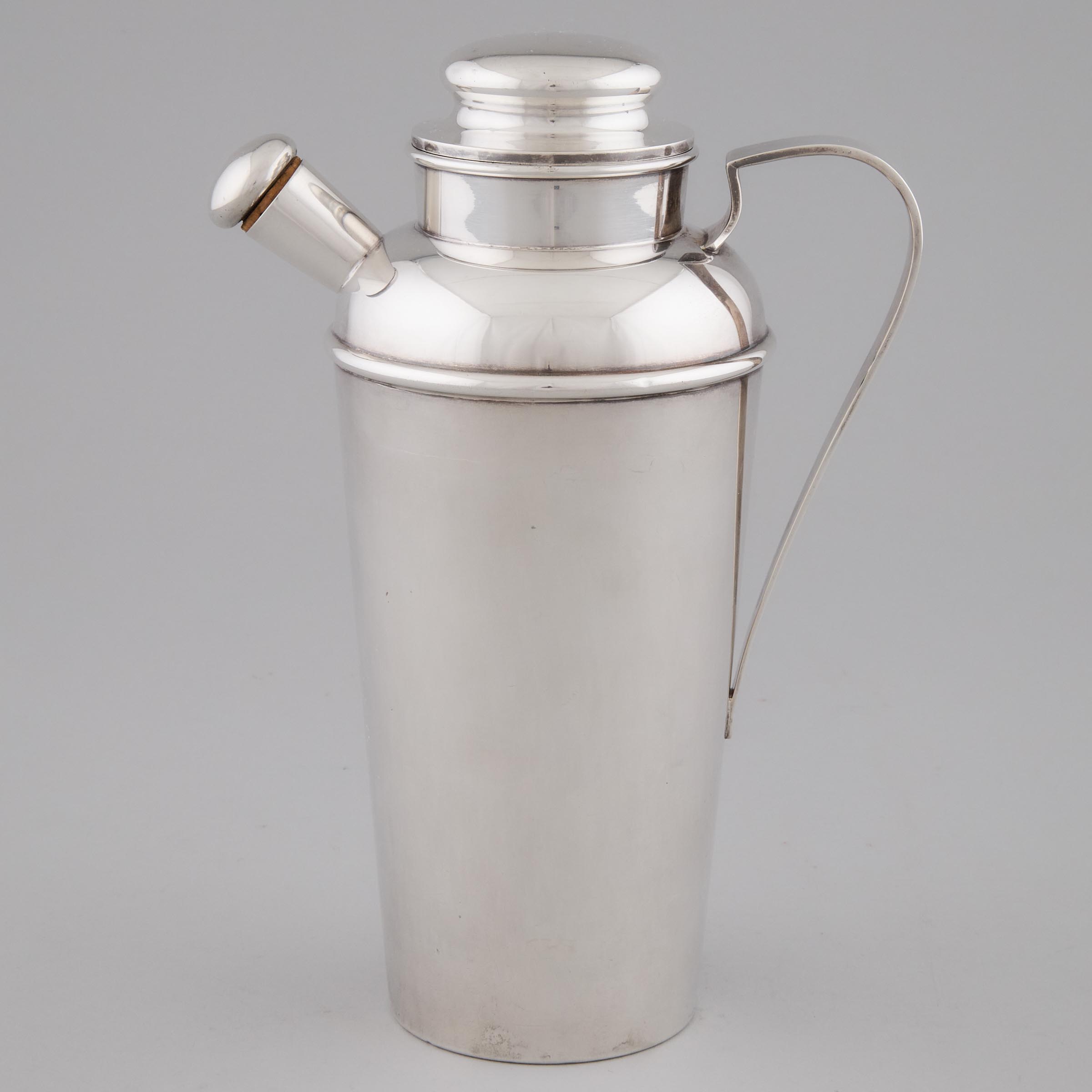 American Silver Cocktail Shaker  2fb03f6