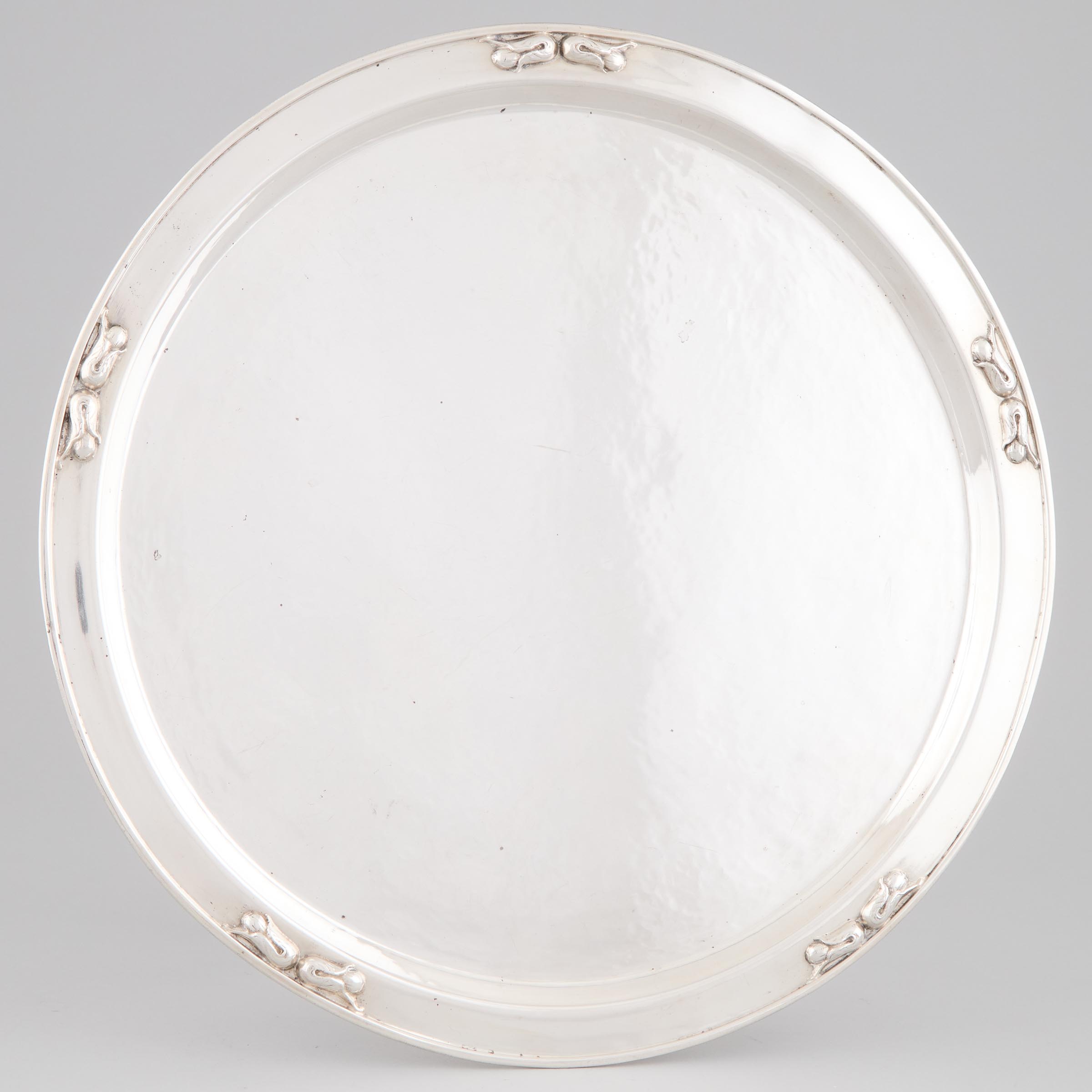 Canadian Silver Circular Tray  2fb03b3