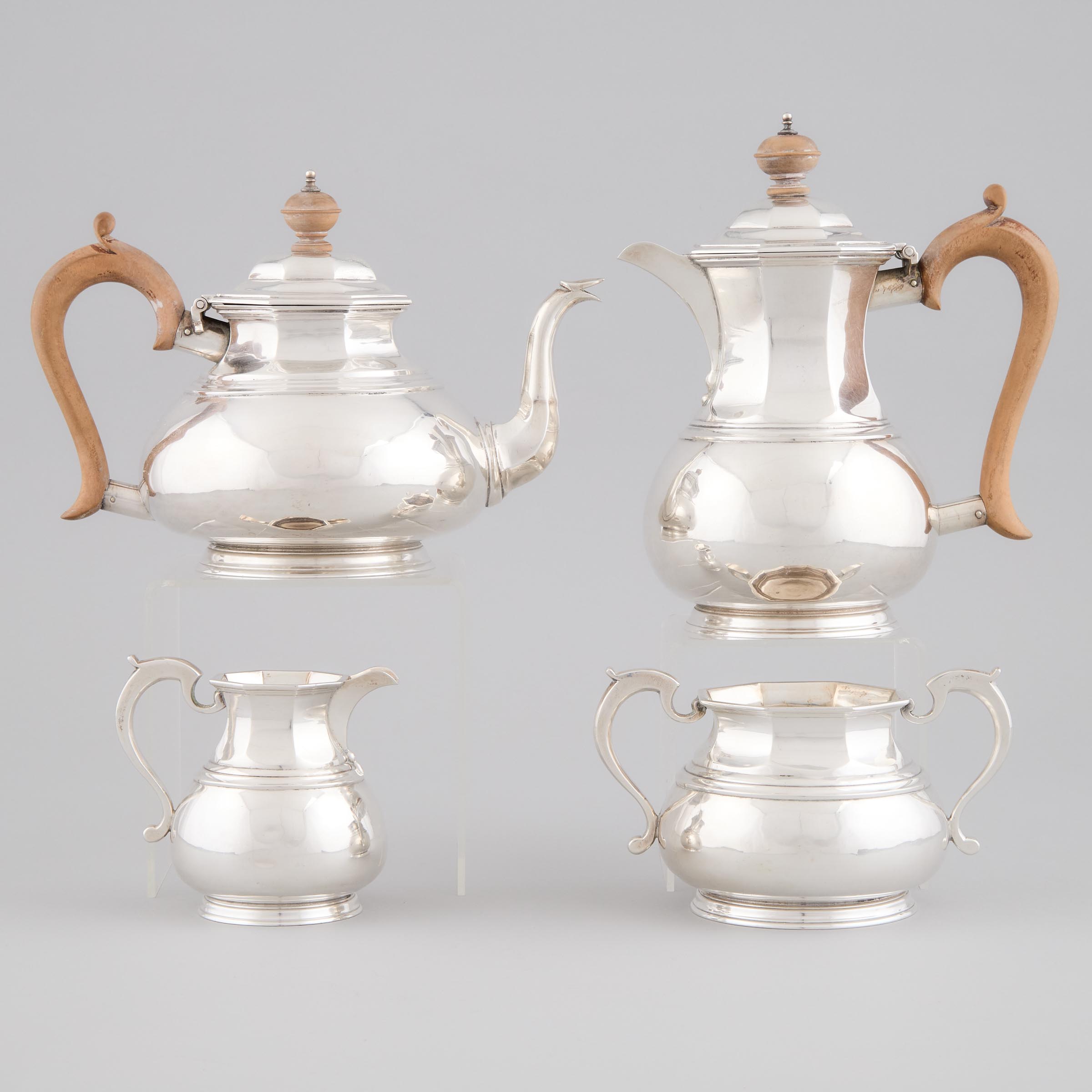 Edwardian Silver Tea and Coffee 2fb03c5