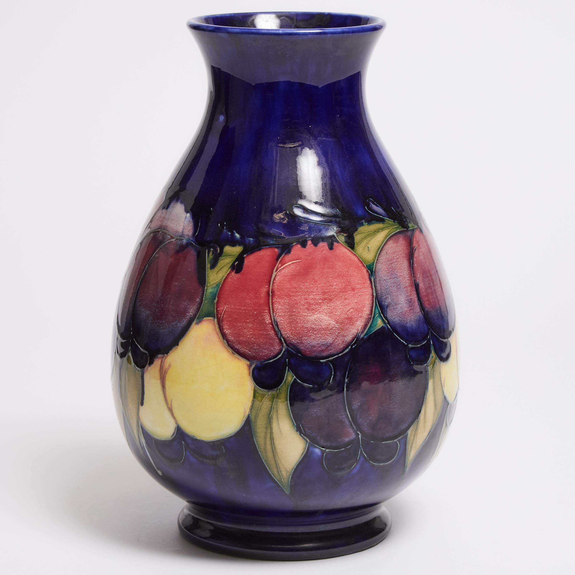 Moorcroft Wisteria Vase c 1925 2fb0439