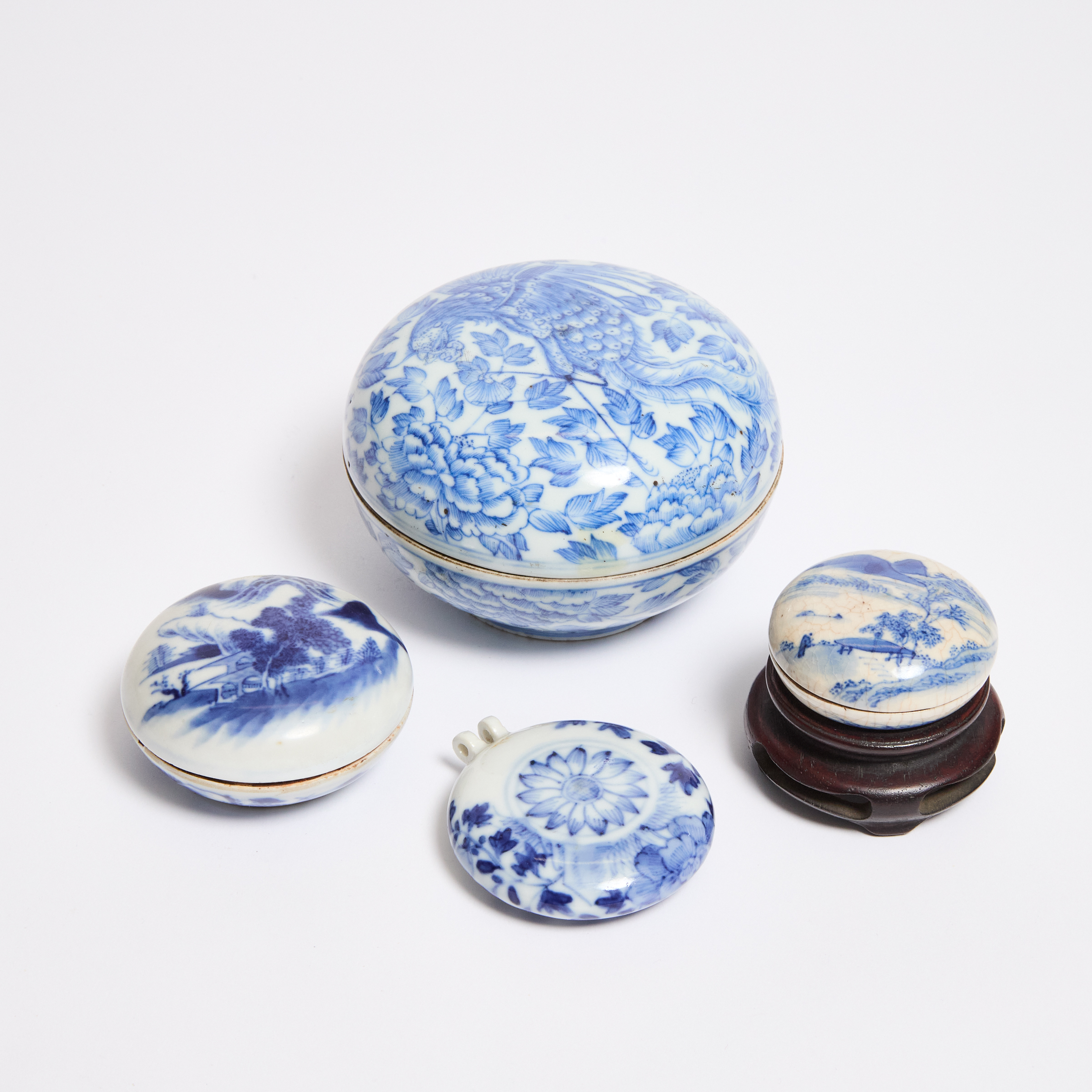 Three Blue and White Porcelain 2fb05aa