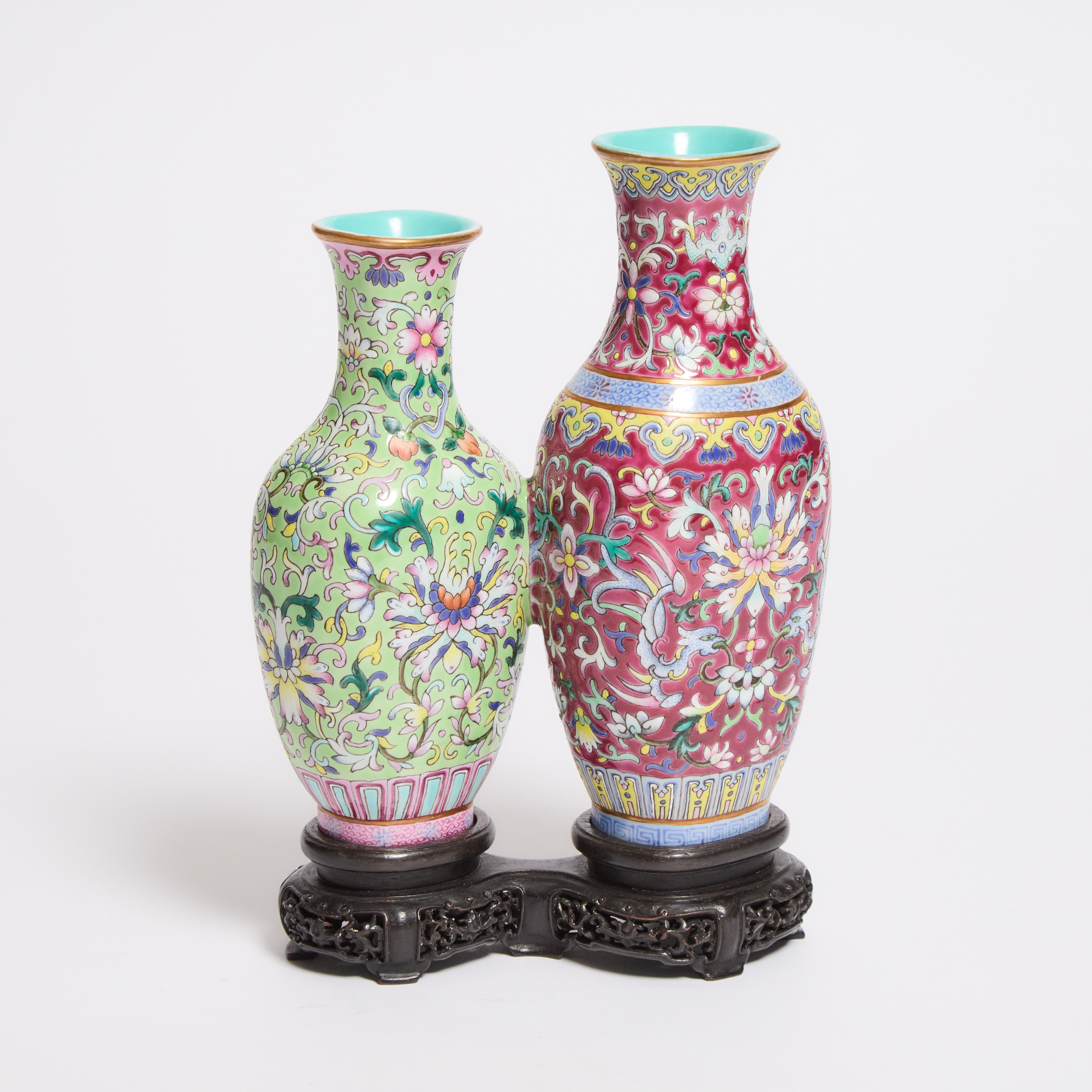 A Famille Rose Double Vase Qianlong 2fb0654
