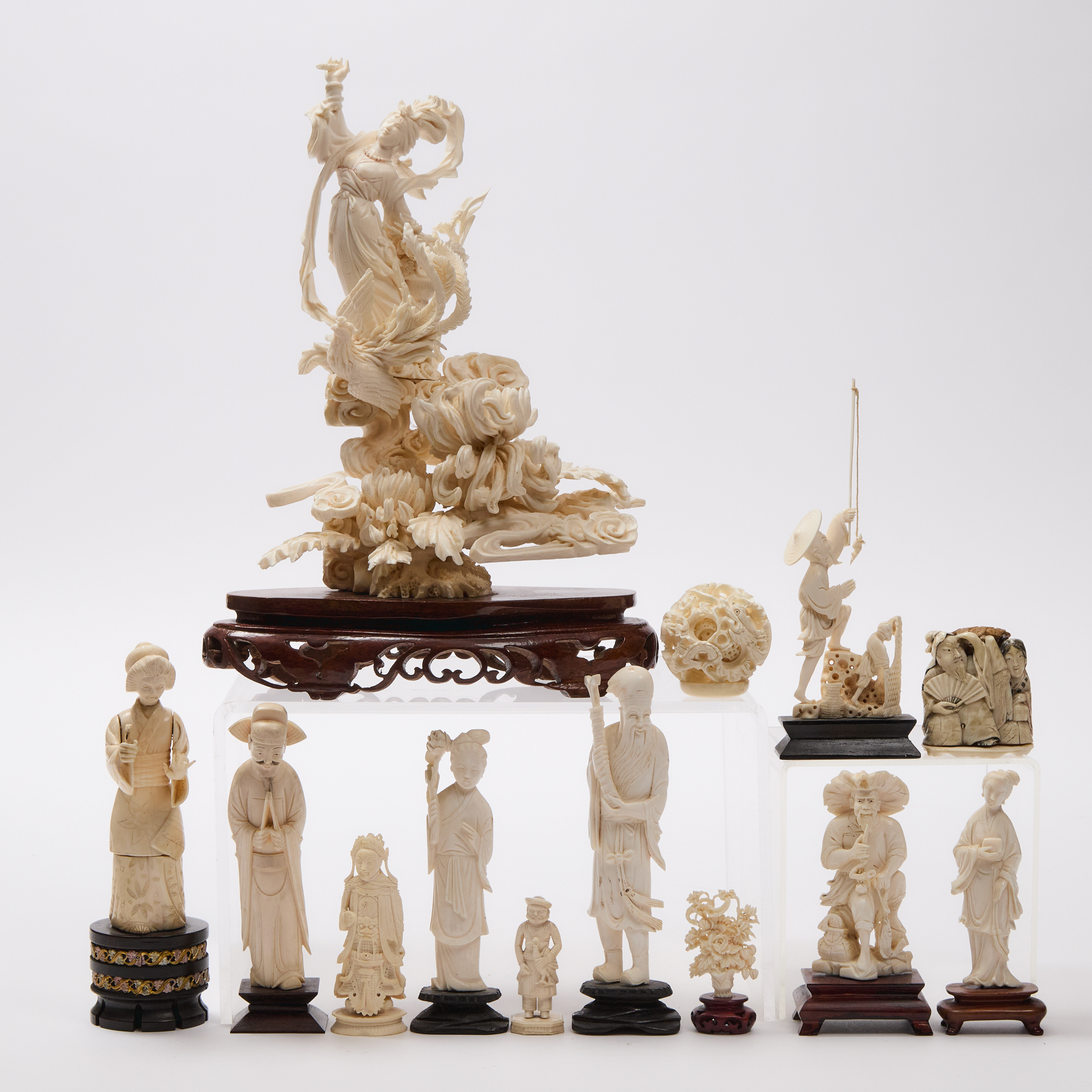 A Group of Thirteen Ivory Carvings  2fb0616