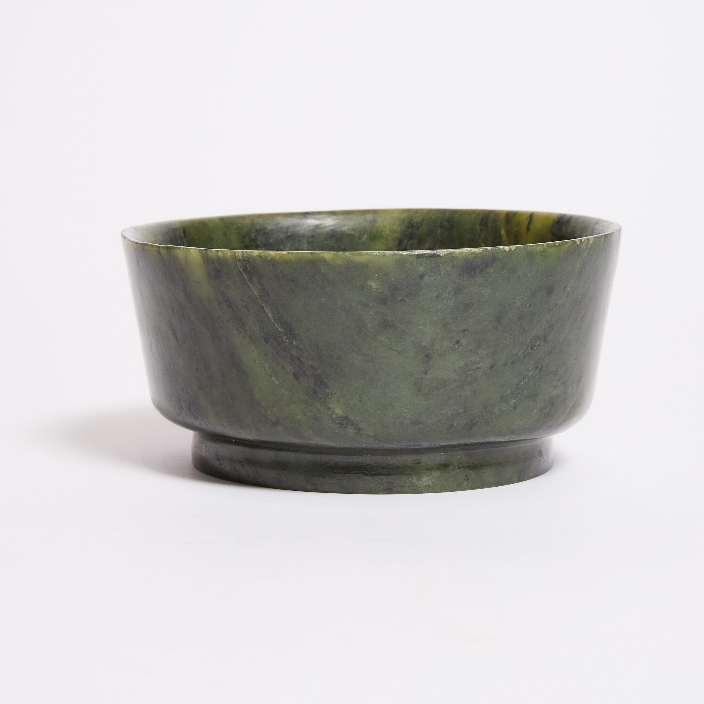 A Large Spinach Jade Bowl  2fb0678