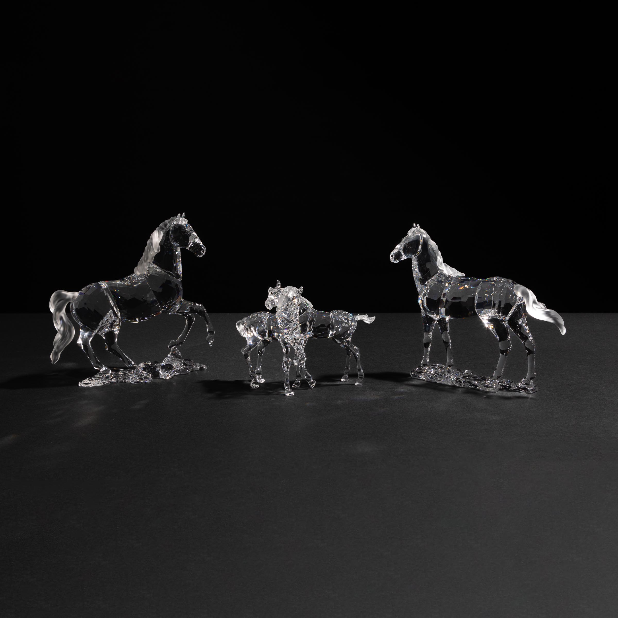 A Group of Swarovski Crystal Horses 2fb0741