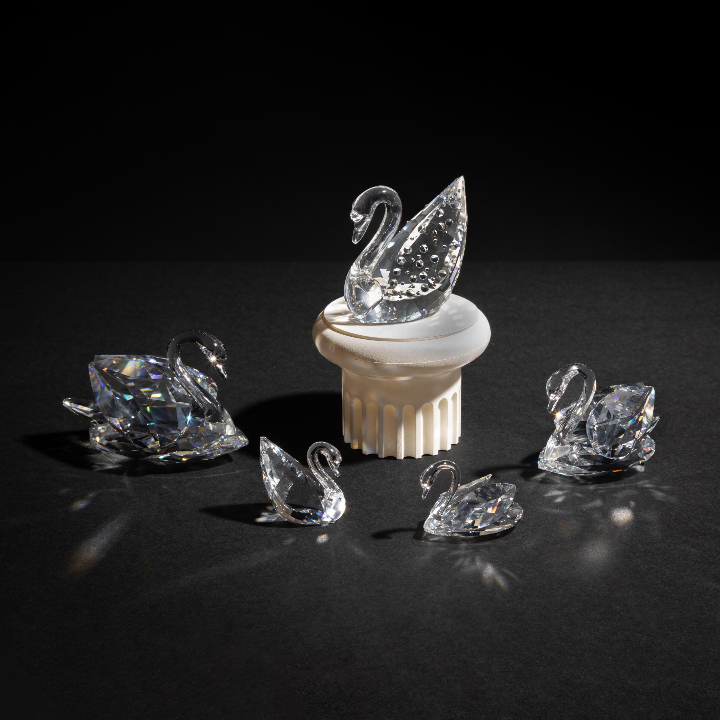 Five Swarovski Crystal Swans 1995 2fb0746