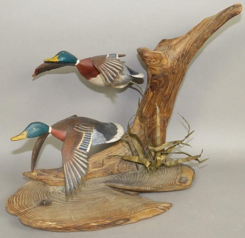 CARVED MALLARD DUCKS DECOY ATTRIBUTED