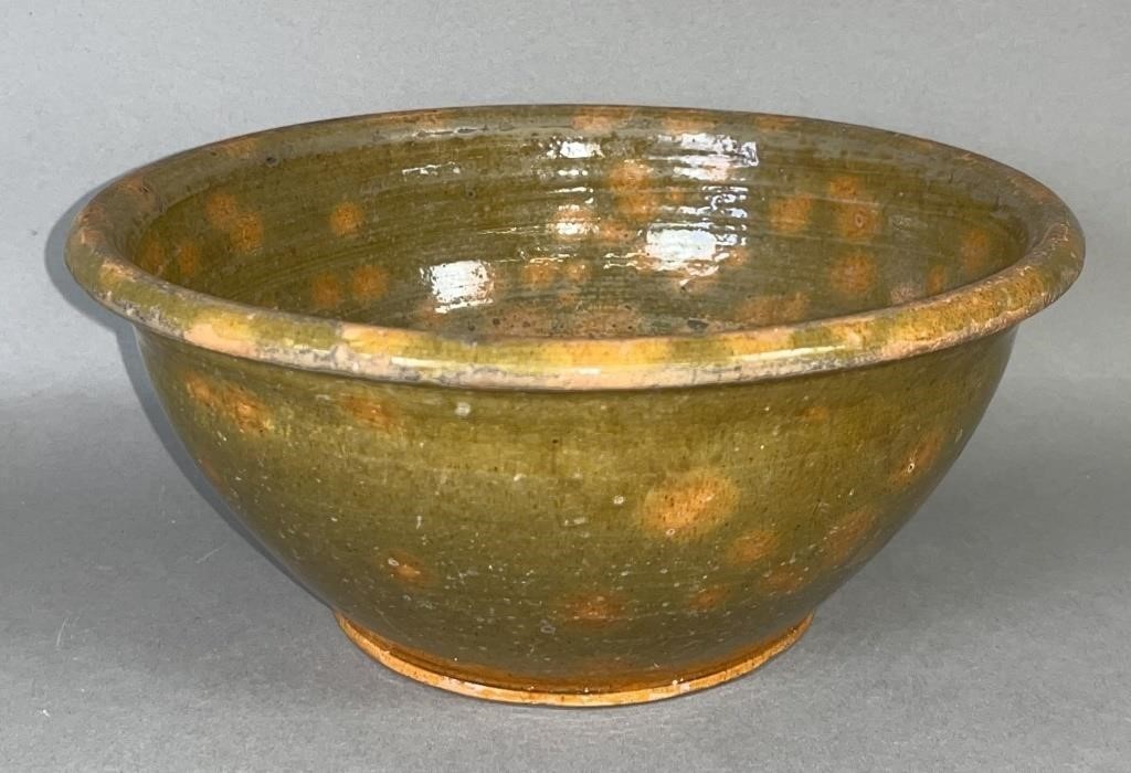 REDWARE BOWL CA 1890 WITH A ROLLED 2fb1233