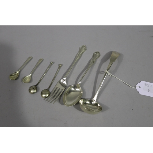 Assortment of hallmarked silver 2fb1765