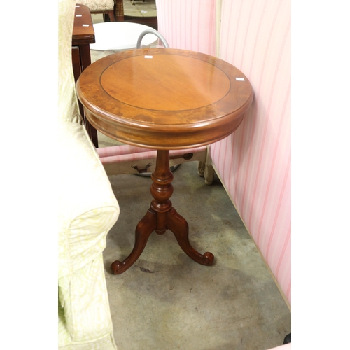 Circular antique style lamp table, approx