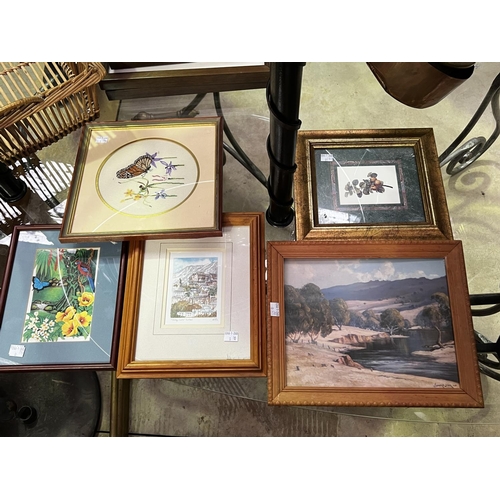 Selection of assorted art works  2fb1839