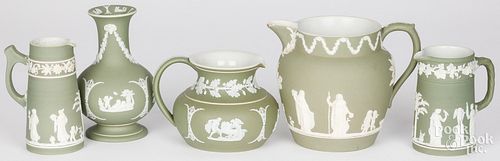 FIVE PIECES OF WEDGWOOD GREEN JASPERWAREFive 2fb1cae