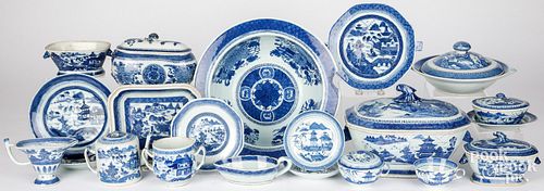 COLLECTION OF CHINESE EXPORT PORCELAINCollection 2fb1dfa