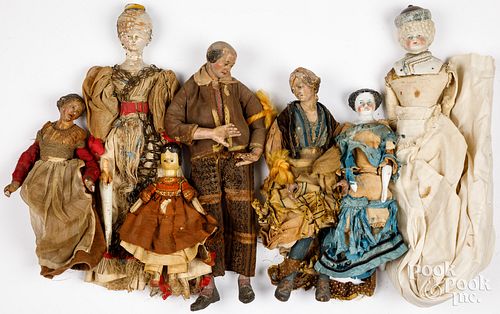 COLLECTION OF DOLLSCollection of 2fb1eb8