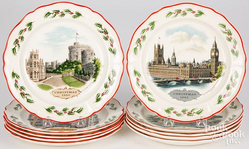 TEN WEDGWOOD CHRISTMAS PLATESTen 2fb1ff1