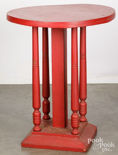 RED PAINTED CENTER TABLE MID 20TH 2fb21a7