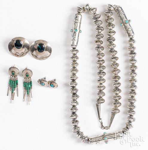 SILVER AND TURQUOISE NAVAJO INDIAN 2fb2223