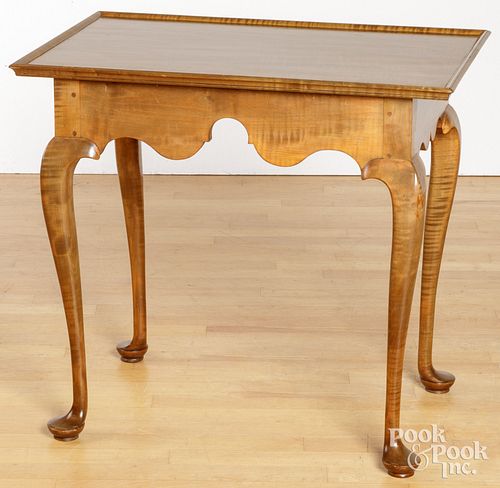 HOWARD SZMOLKO TIGER MAPLE TEA TABLEHoward