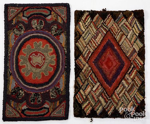 TWO AMERICAN HOOKED RUGS CA 1900Two 2fb23f8