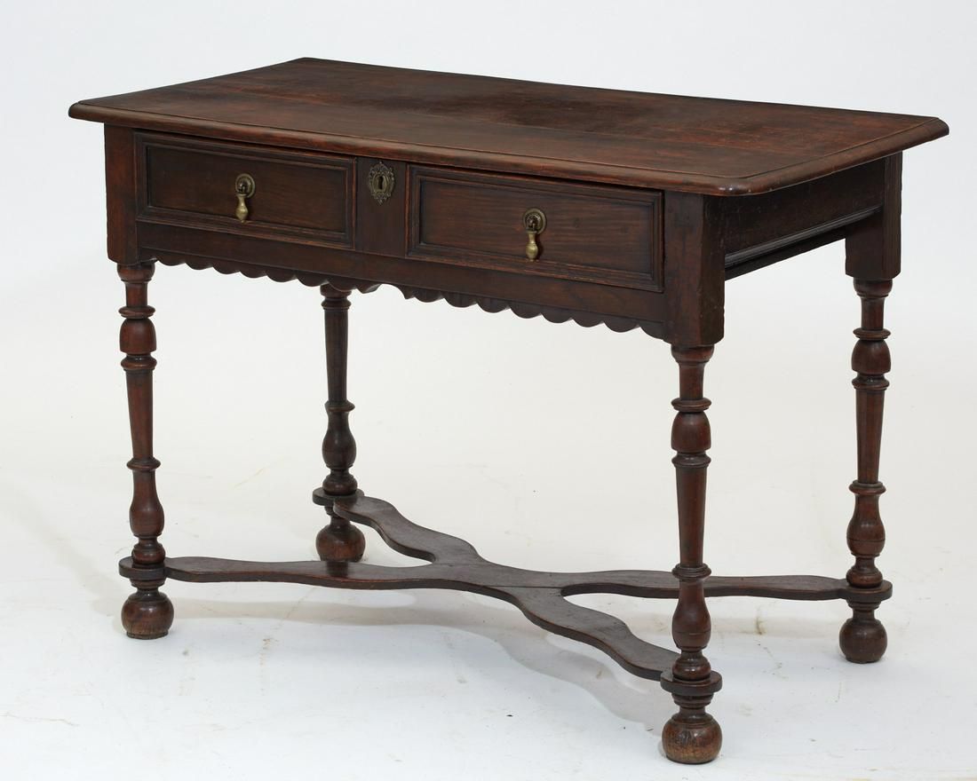 A WILLIAM AND MARY STYLE OAK SIDE 2fb29aa