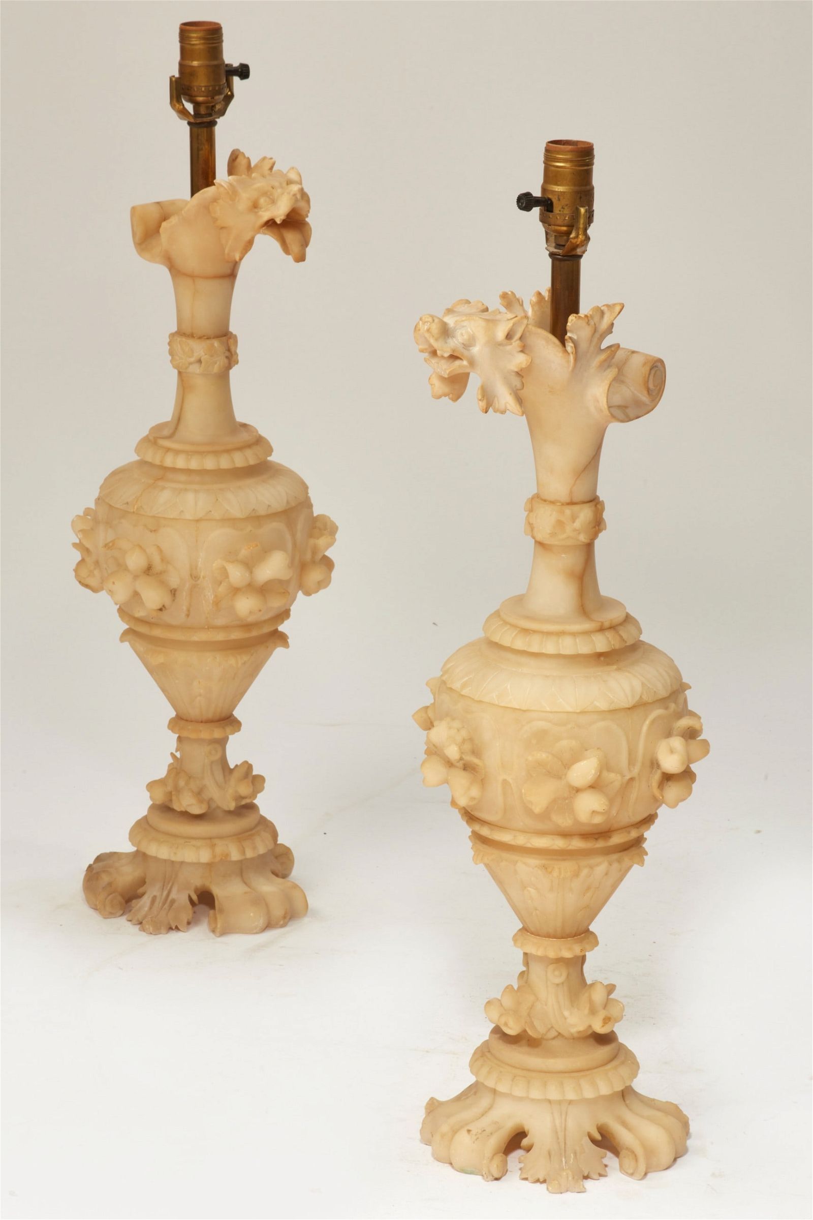 A PAIR OF RENAISSANCE STYLE ALABASTER 2fb2acd