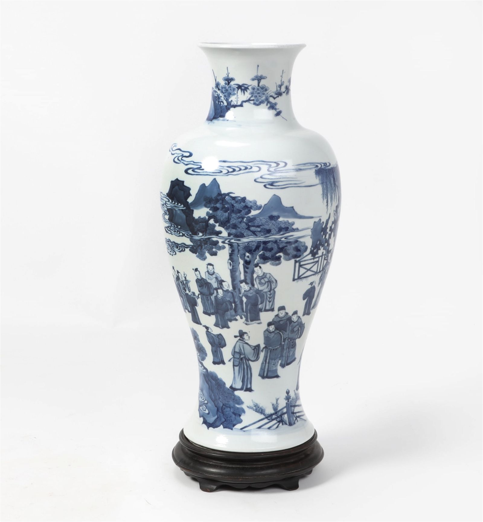 A LARGE CHINESE BLUE AND WHITE 2fb2b22