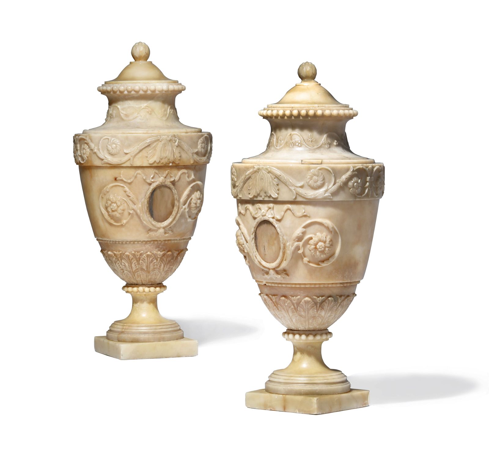 A PAIR OF ITALIAN NEOCLASSICAL ALABASTER