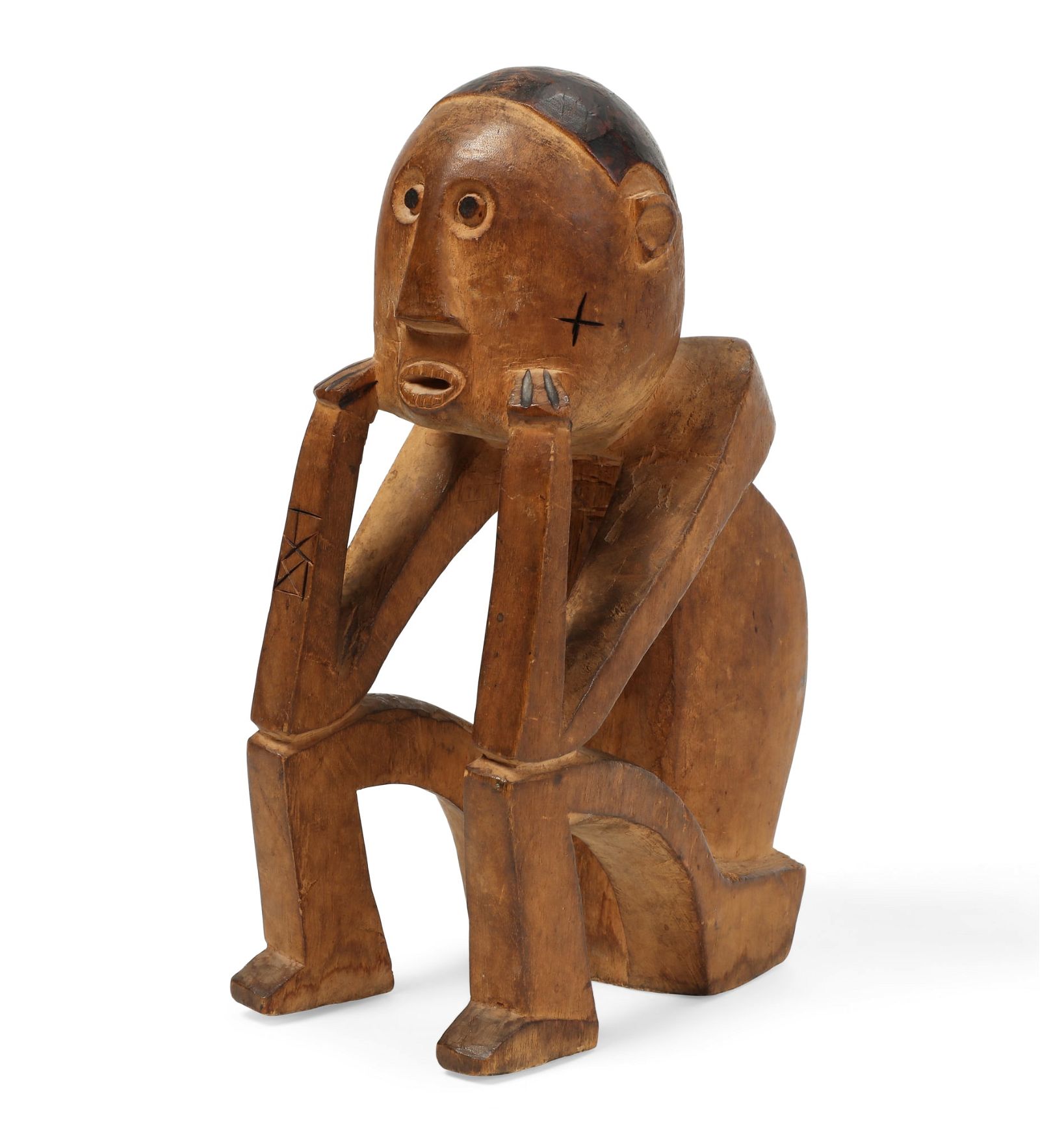 AN AFRICAN TRIBAL WOOD SEATED FIGURE  2fb2c7c