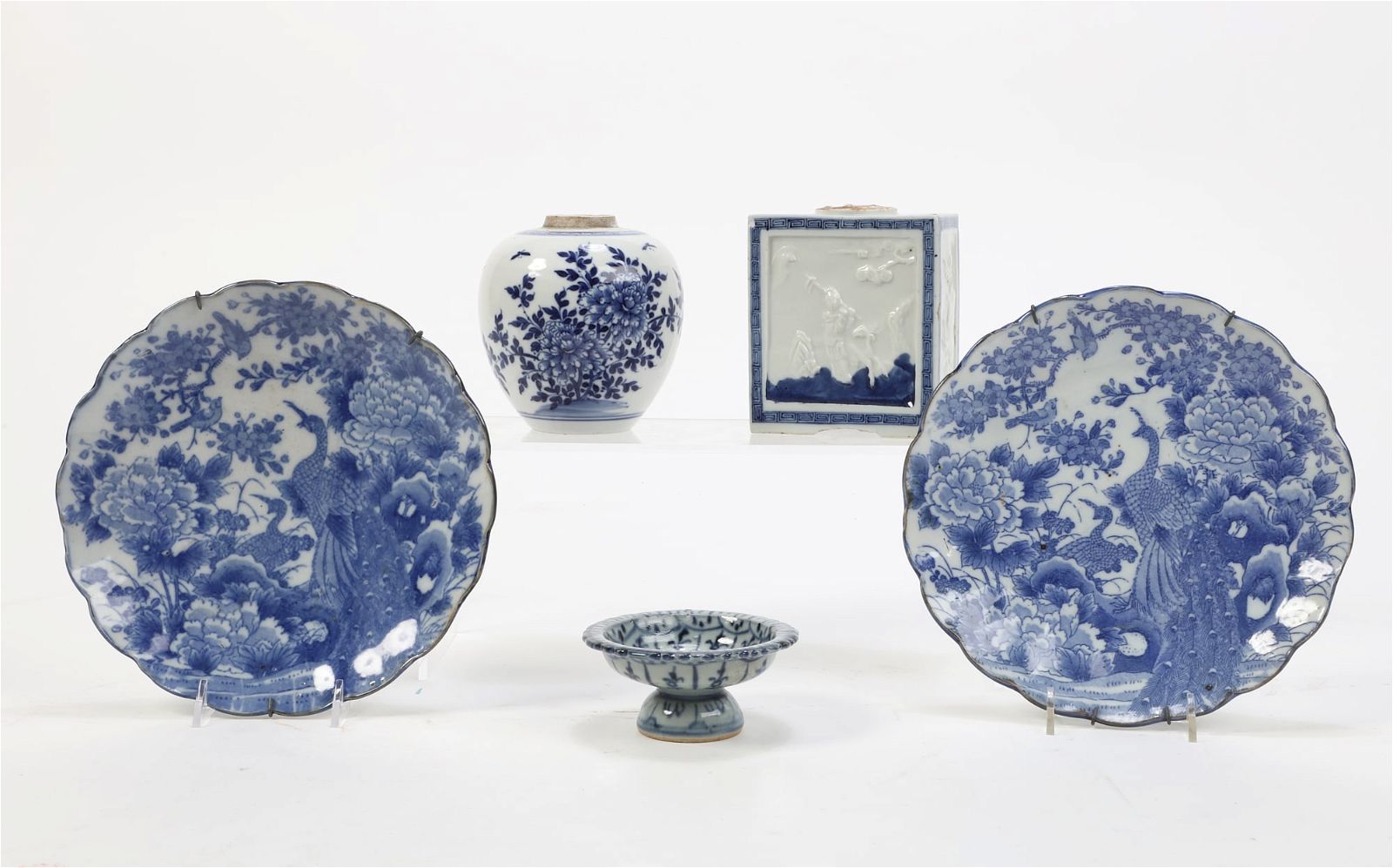 FIVE CHINESE BLUE AND WHITE PORCELAIN 2fb2fc0