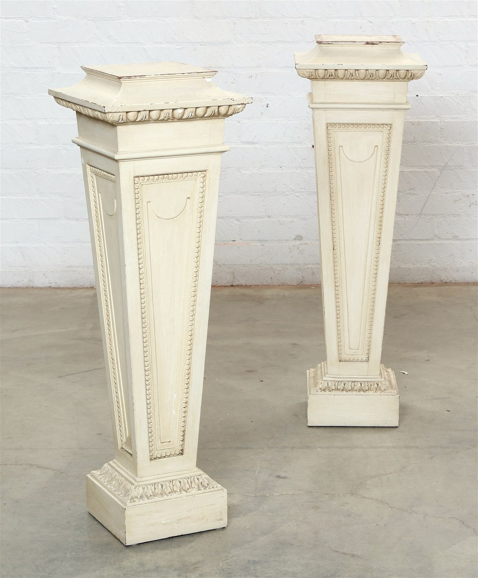 A PAIR OF NEOCLASSICAL STYLE PAINTED 2fb2f6b