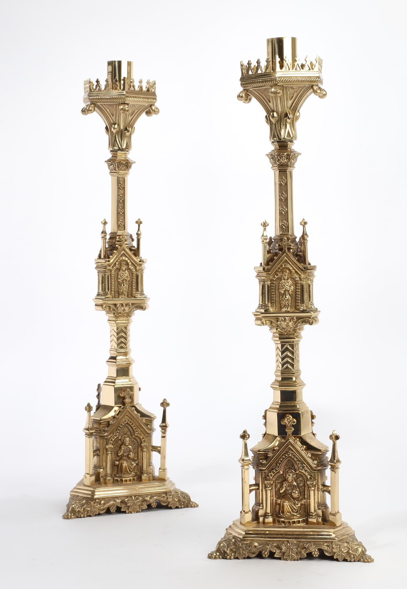 A PAIR OF GOTHIC STYLE GILT BRASS 2fb3320