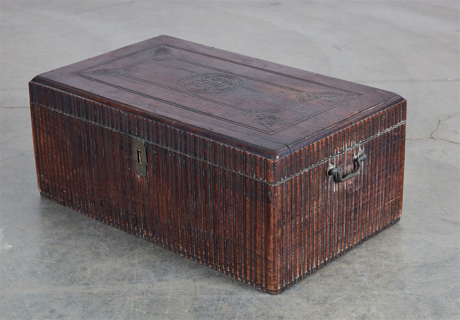 AN ANGLO INDIAN HARDWOOD WORK BOXAn 2fb32f4