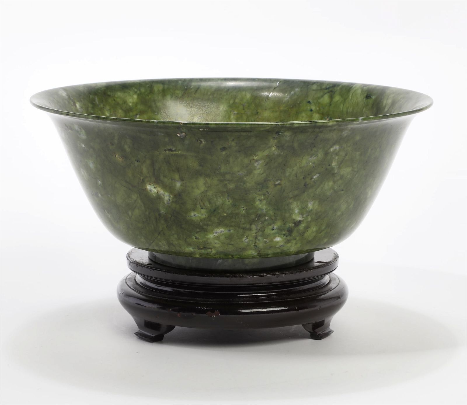 A CHINESE CARVED GREEN HARDSTONE 2fb330b